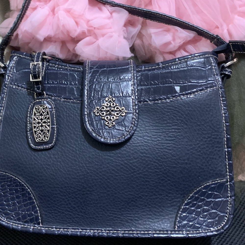 Beautifully made shoulder bag